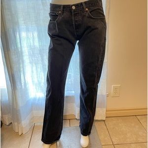 501 black Levi’s Straight Fit 34X34